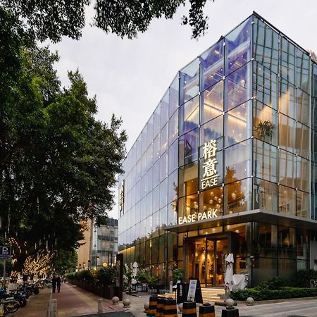 Livetour Hotel Zhujiang New Town Canton Extérieur photo