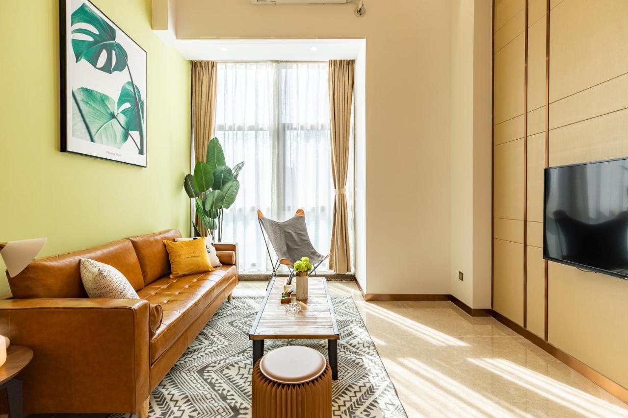 Livetour Hotel Zhujiang New Town Canton Extérieur photo