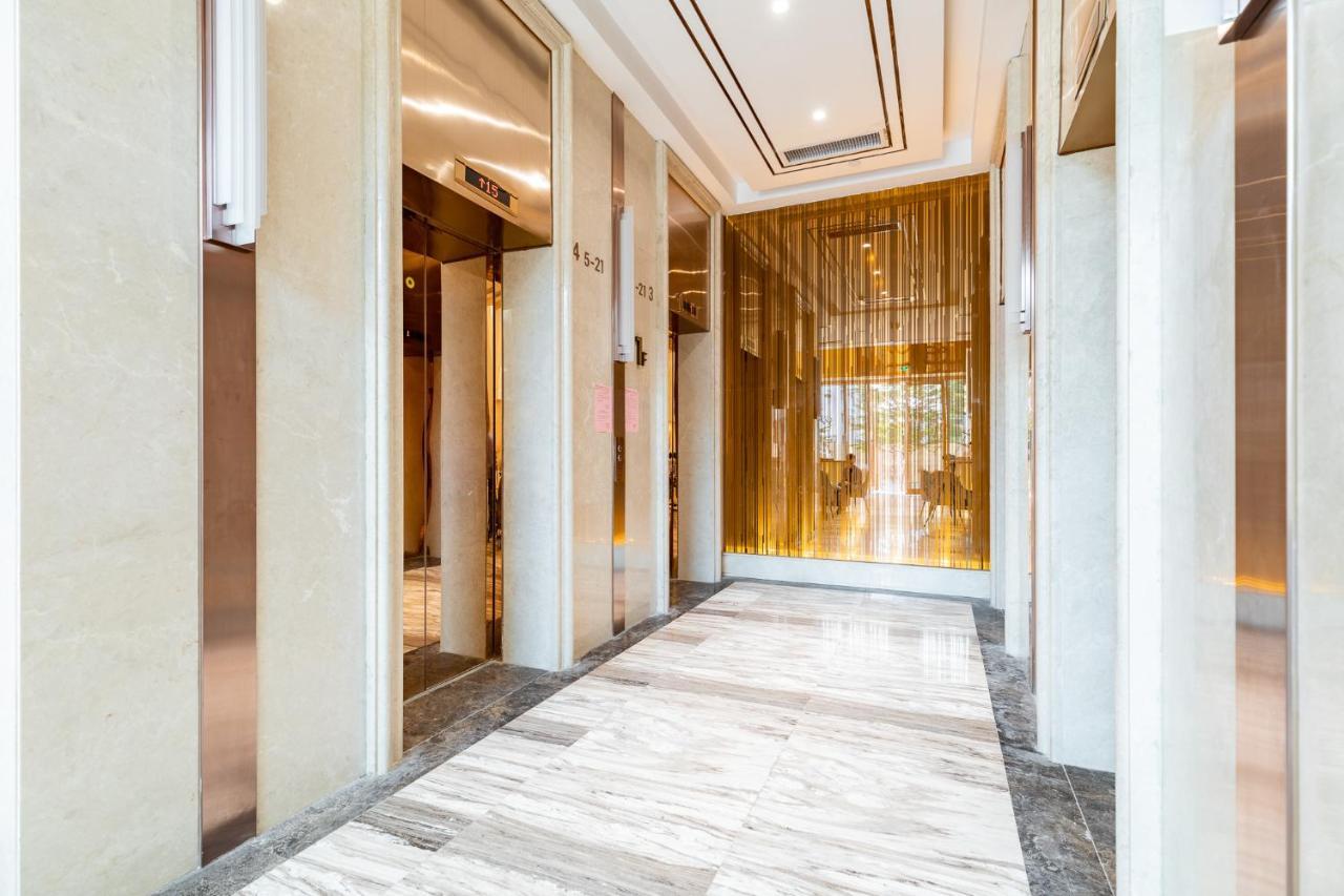 Livetour Hotel Zhujiang New Town Canton Extérieur photo