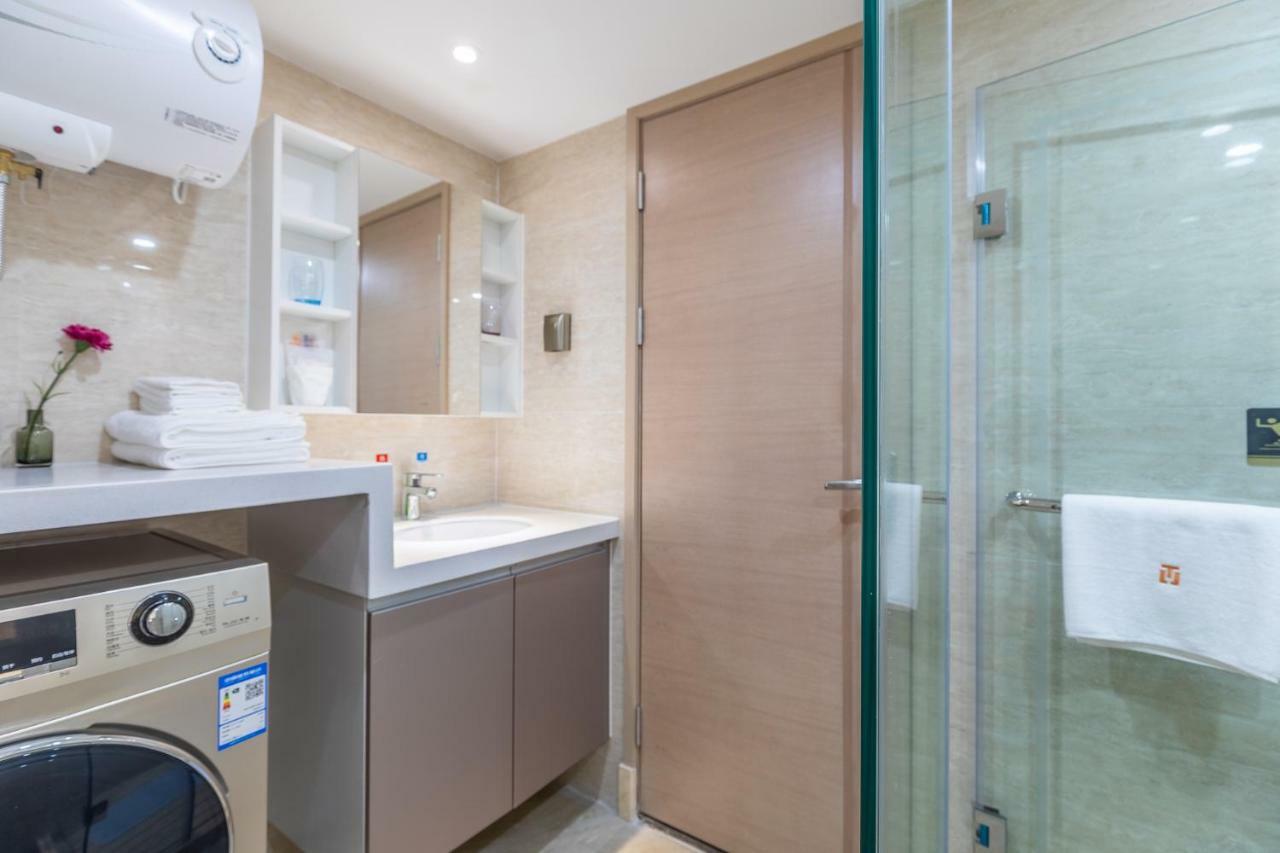 Livetour Hotel Zhujiang New Town Canton Extérieur photo