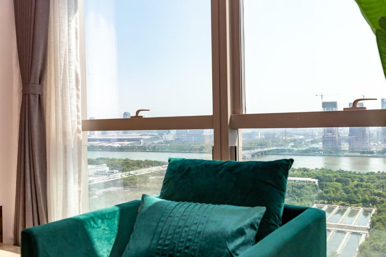 Livetour Hotel Zhujiang New Town Canton Extérieur photo
